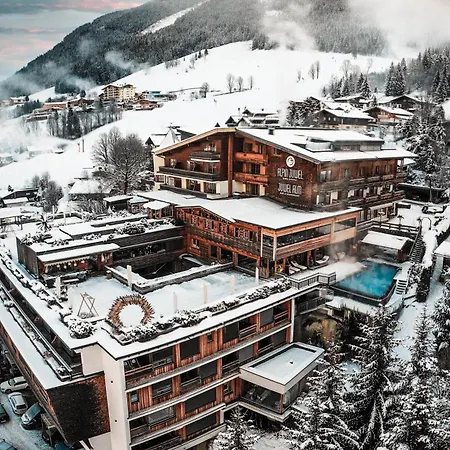 Szálloda Alpin Juwel - Bio Und Lifestylehotel Saalbach Hinterglemm