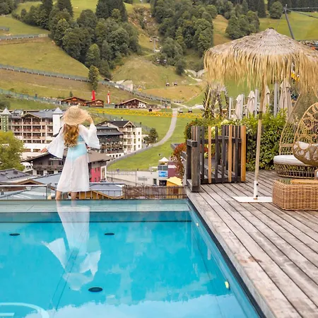 Alpin Juwel - Bio Und Lifestylehotel 2* Saalbach-Hinterglemm