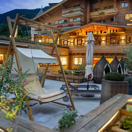 فندق Alpin Juwel - Bio Und Lifestylehotel سالباخ هينترغليم