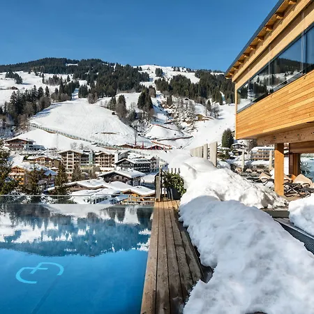 酒店 Alpin Juwel - Bio Und Lifestylehotel 3*